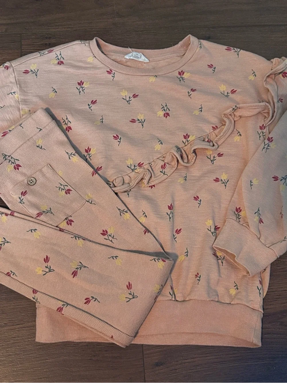 5 for $20! Jessica Simpson Peach Floral Ruffle Set